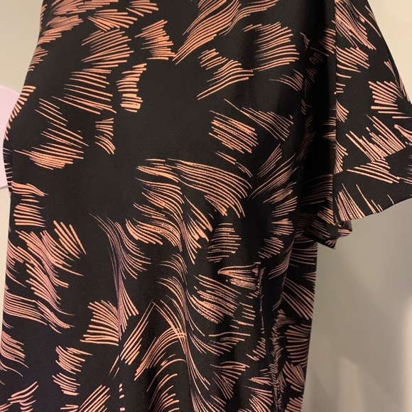 Cabi Tate Top - Picture 2 of 4